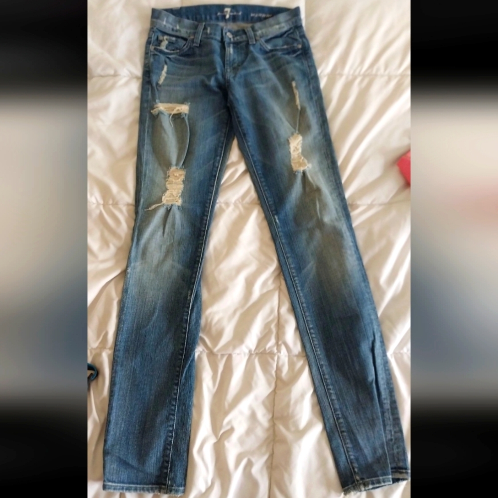 7 For All Mankind Roxanne Size 25 Distressed Slim Cut Medium Wash Jeans